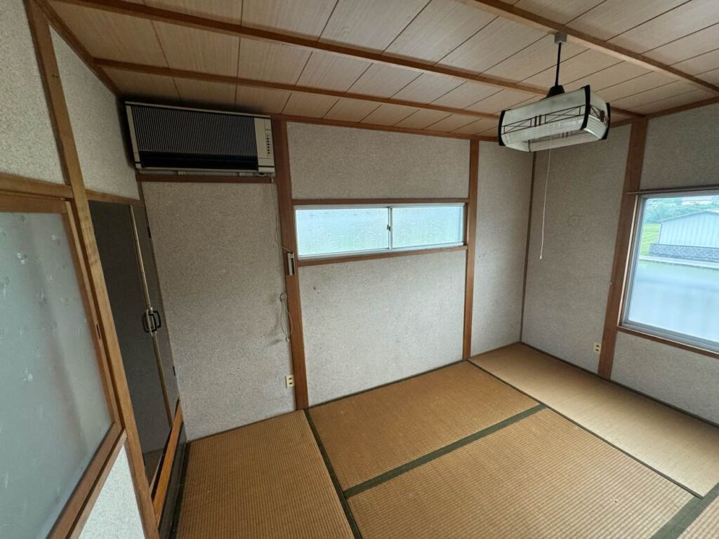 alt=”美馬市和室リフォーム施工前の写真”