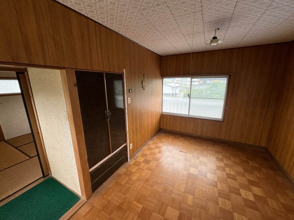 alt=”美馬市室内リフォーム施工前の写真”